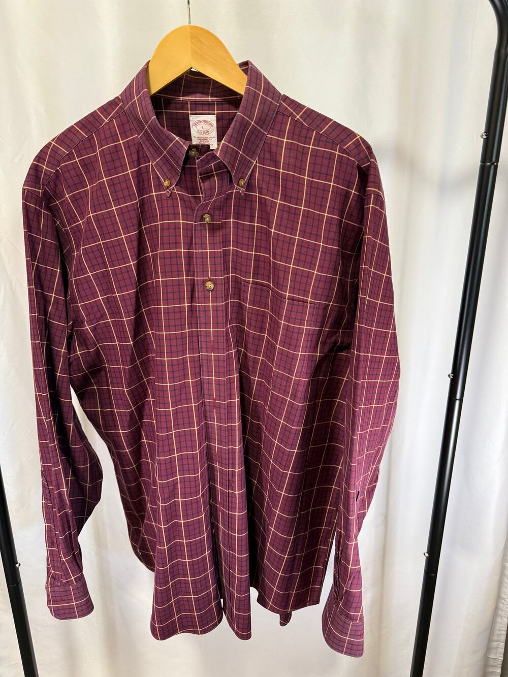 Brooks Brothers Mens Large Traditional Fit Non Iron Cotton Plaid Shirt Burgundy